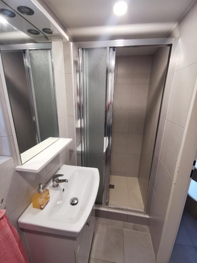 Apartmány Svítkov 79 Pardubice Esterno foto