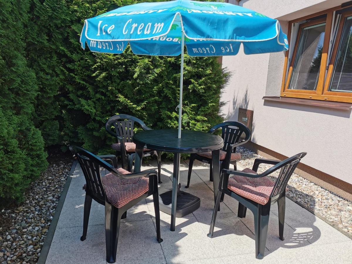 Apartmány Svítkov 79 Pardubice Esterno foto