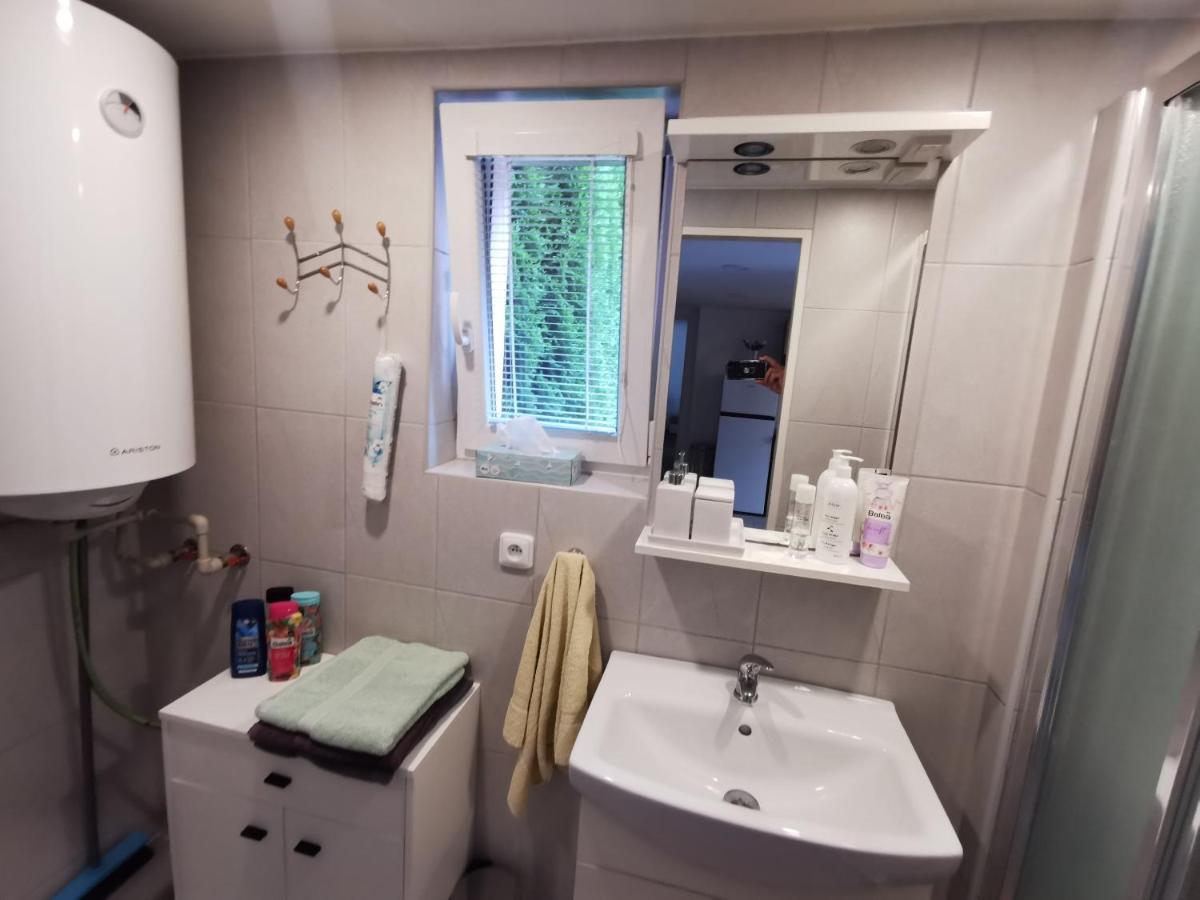 Apartmány Svítkov 79 Pardubice Esterno foto