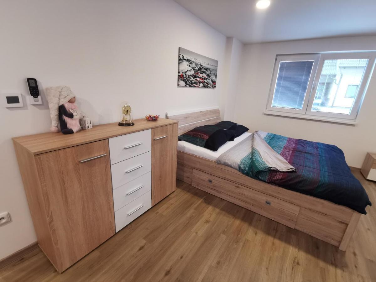 Apartmány Svítkov 79 Pardubice Esterno foto