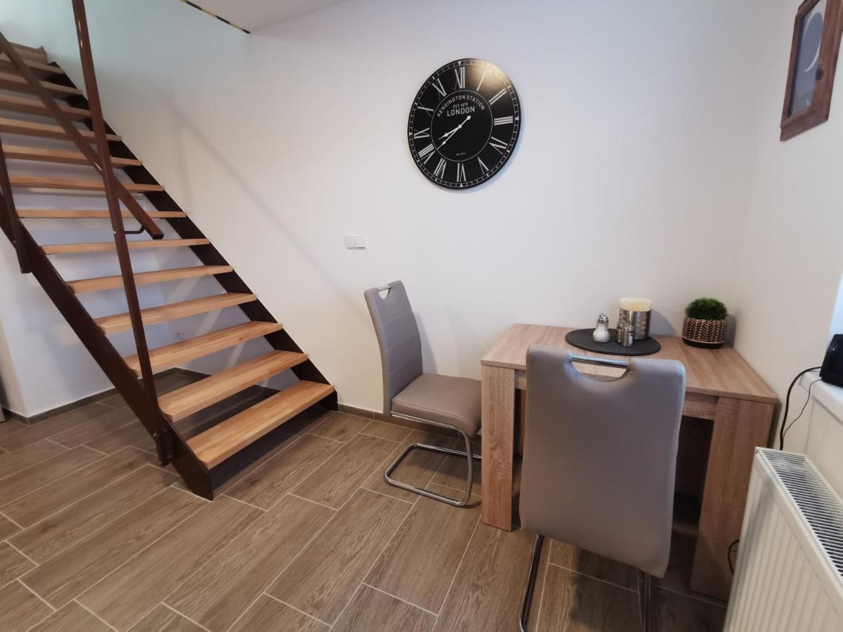Apartmány Svítkov 79 Pardubice Esterno foto